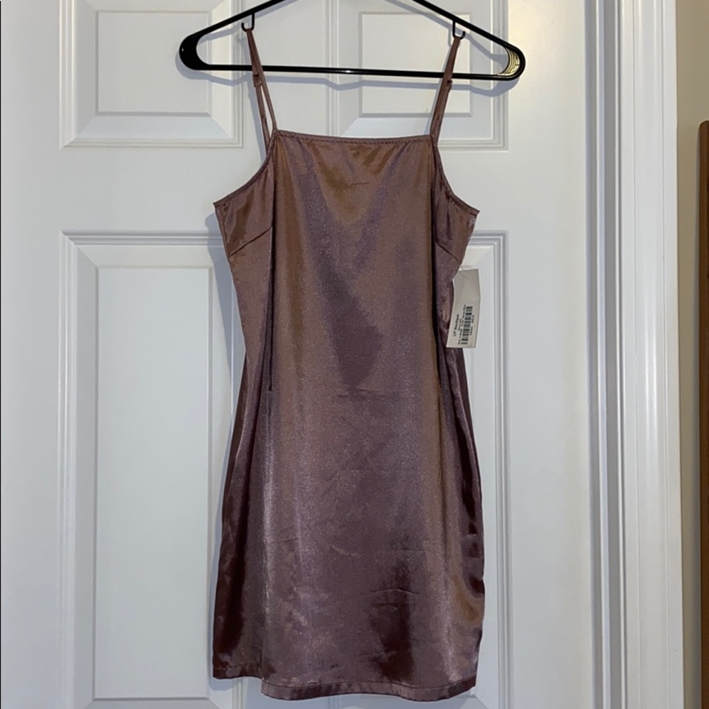 XS - Satin Slip by Glamorous